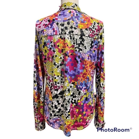 Carmen Marc Valvo Retro Multicolored
Stained Glass Print silky collared top - Picture 4 of 6